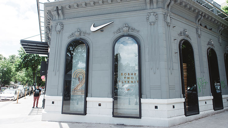 Outlets, y tiendas de Nike en Argentina